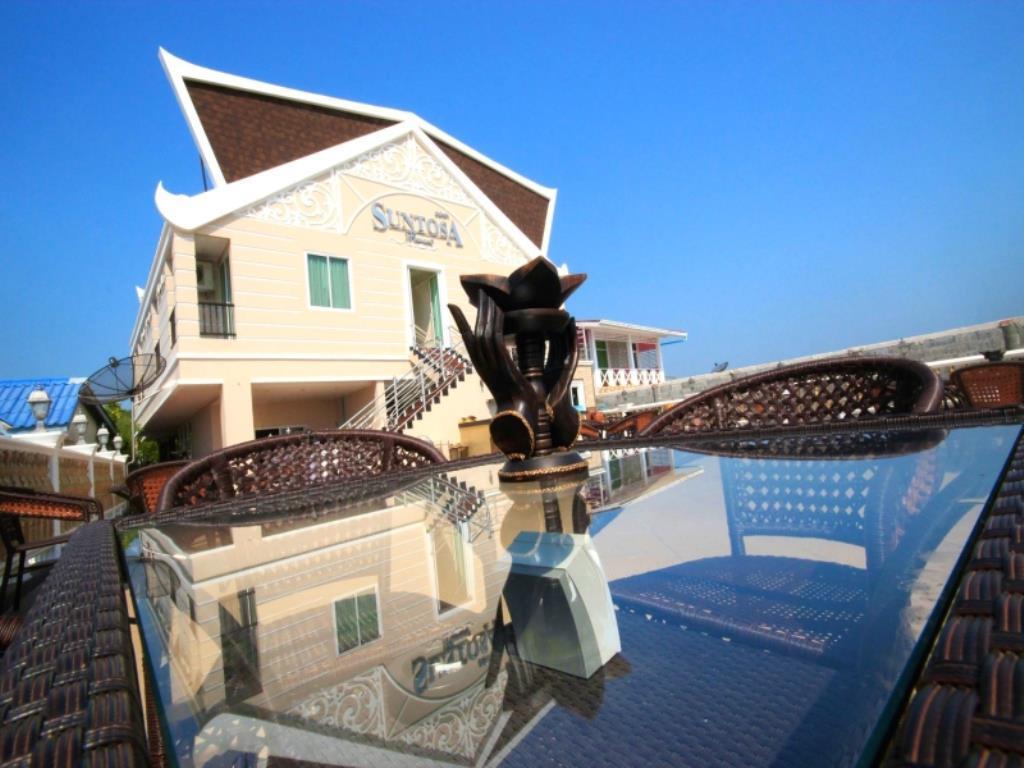 Suntosa Resort Koh Larn Exteriör bild